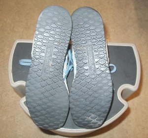 adidas�EALMOUTH�X�j�[�J�[�̃\�[��